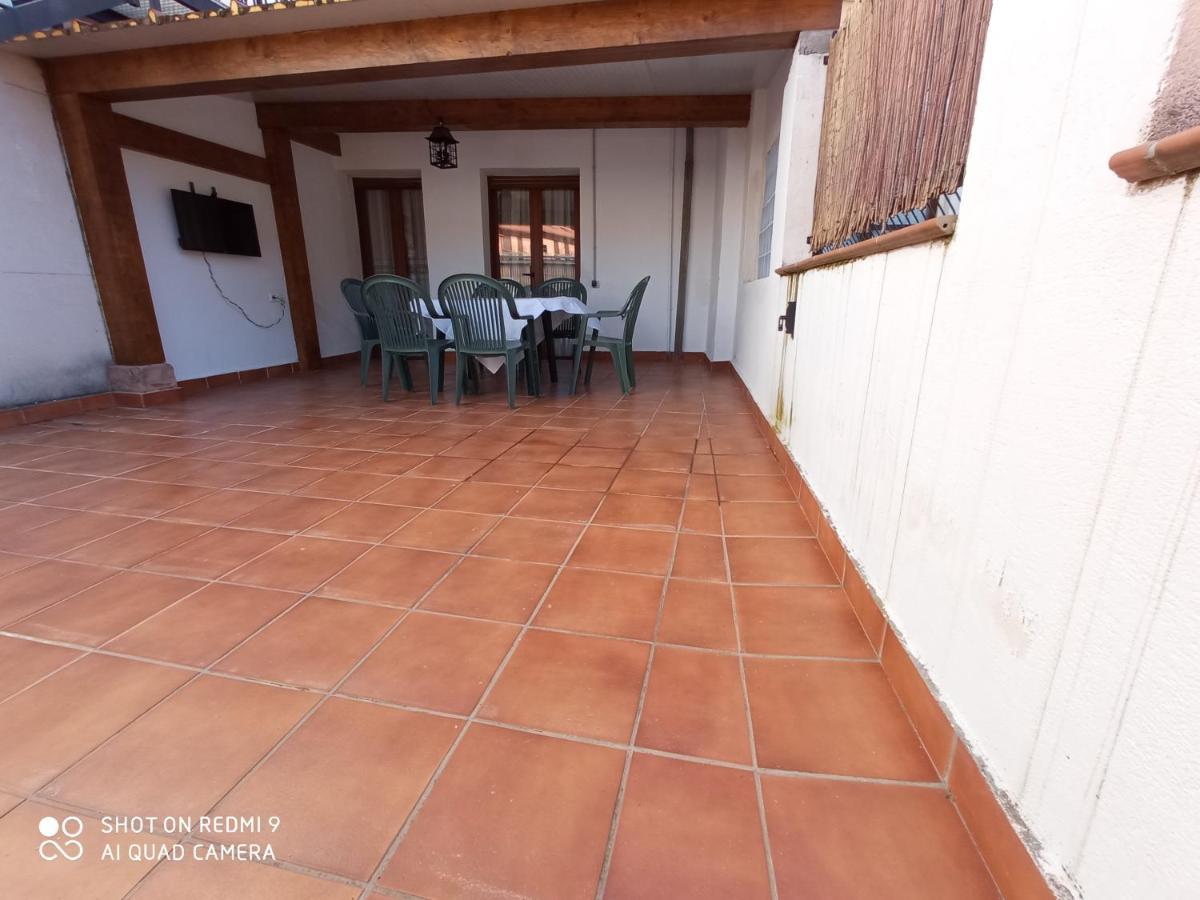 Apartamentos La Casona De Ezcaray Con Terrazas Y Patios Individuales Kültér fotó