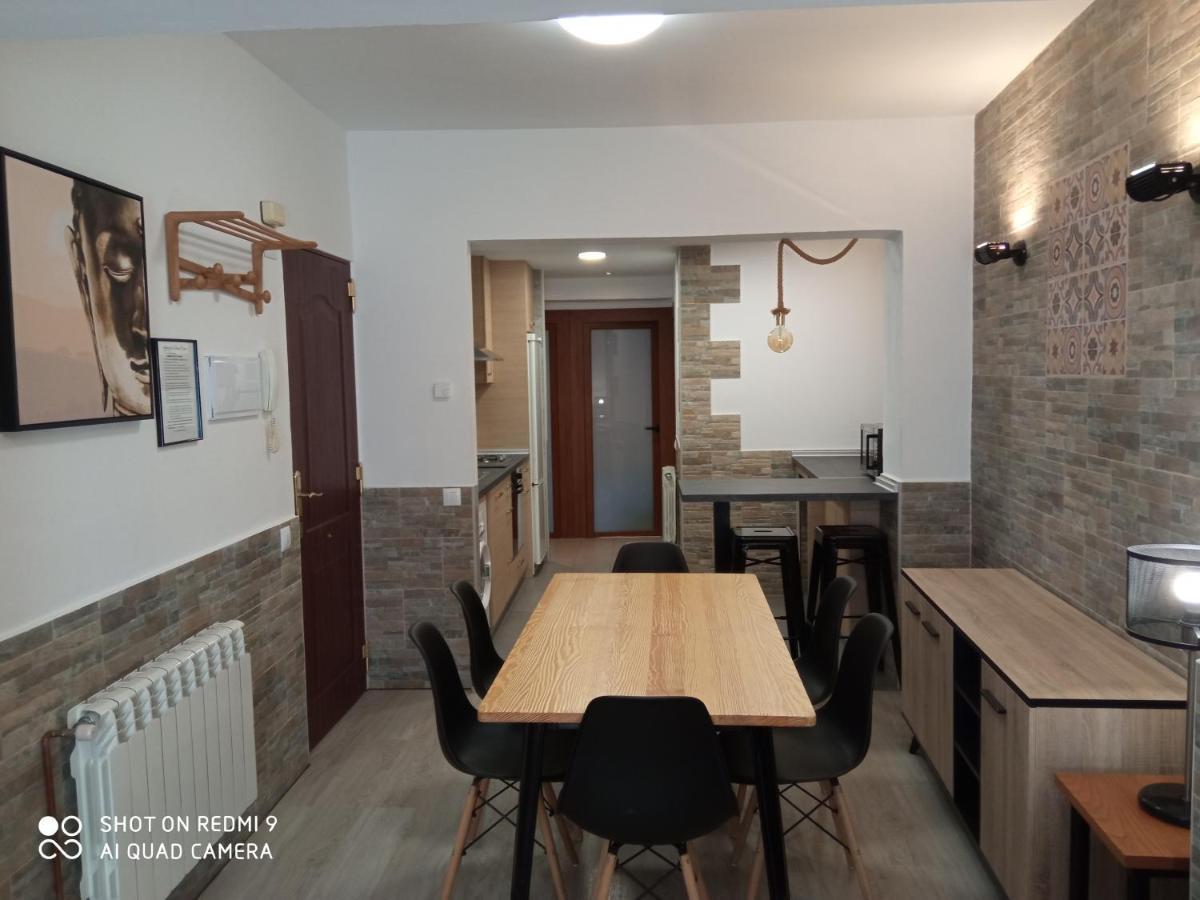 Apartamentos La Casona De Ezcaray Con Terrazas Y Patios Individuales Kültér fotó