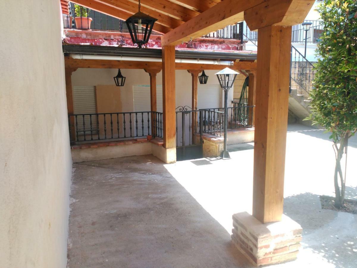 Apartamentos La Casona De Ezcaray Con Terrazas Y Patios Individuales Kültér fotó